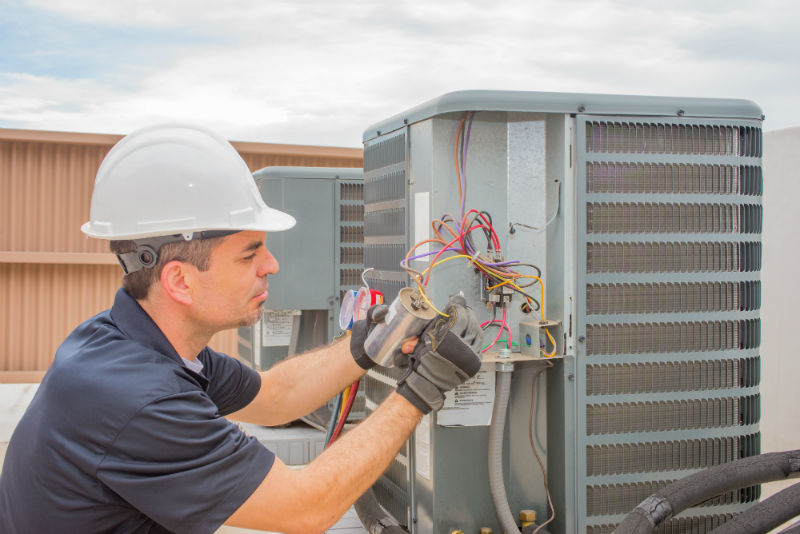 Factors to Consider Before Selecting Electrical Contractors